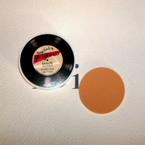 全新罗马鞋几双 瘦身按摩器 卷发器-我要换东西