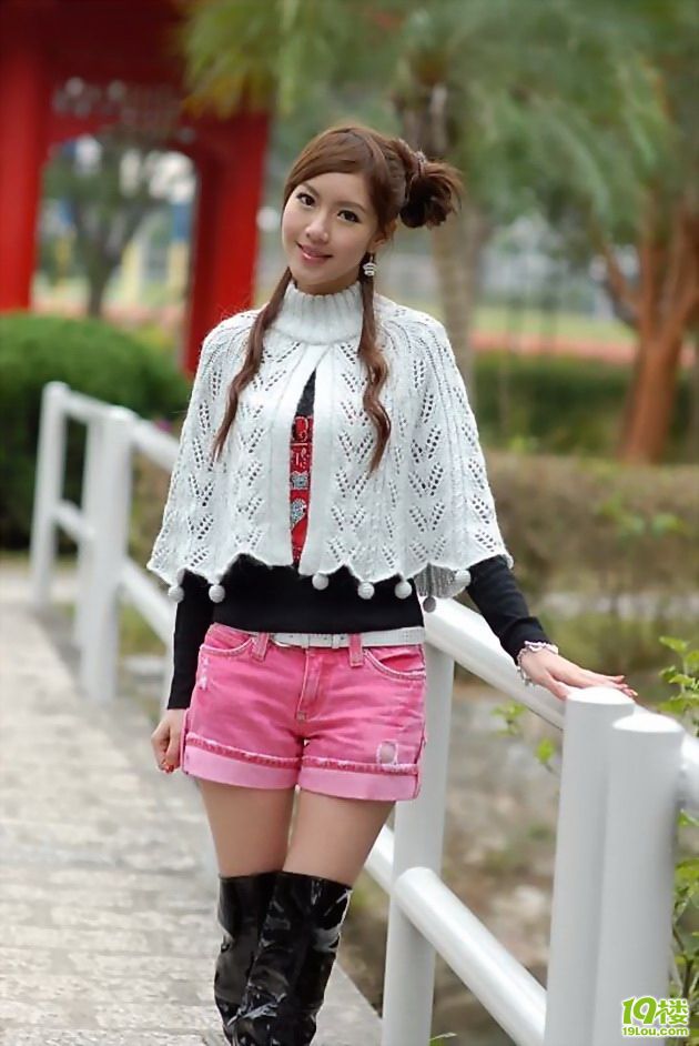 香港靓丽美眉的新春外拍