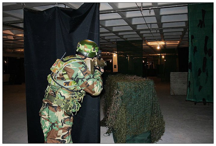 9元抢购原价88元室内真人cs体验1小时~长沙超大的室内cbq(巷战)超劲爆